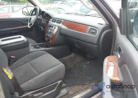 2007 Chevrolet Tahoe Lt из США, поврежденный, VIN 1GNFK130X7J140560